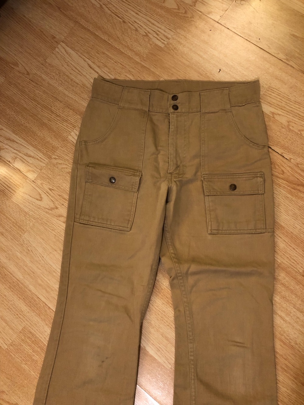 Levi's Men's Cargo Pants in Khaki Brown